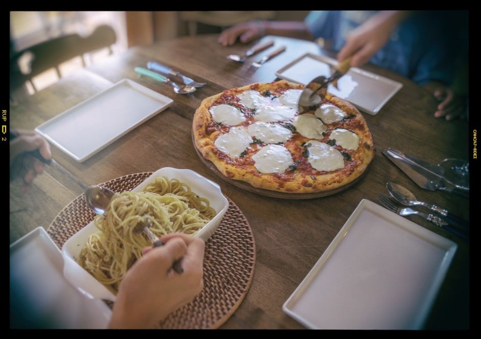 Pizza Margherita and Peperoncino Pasta