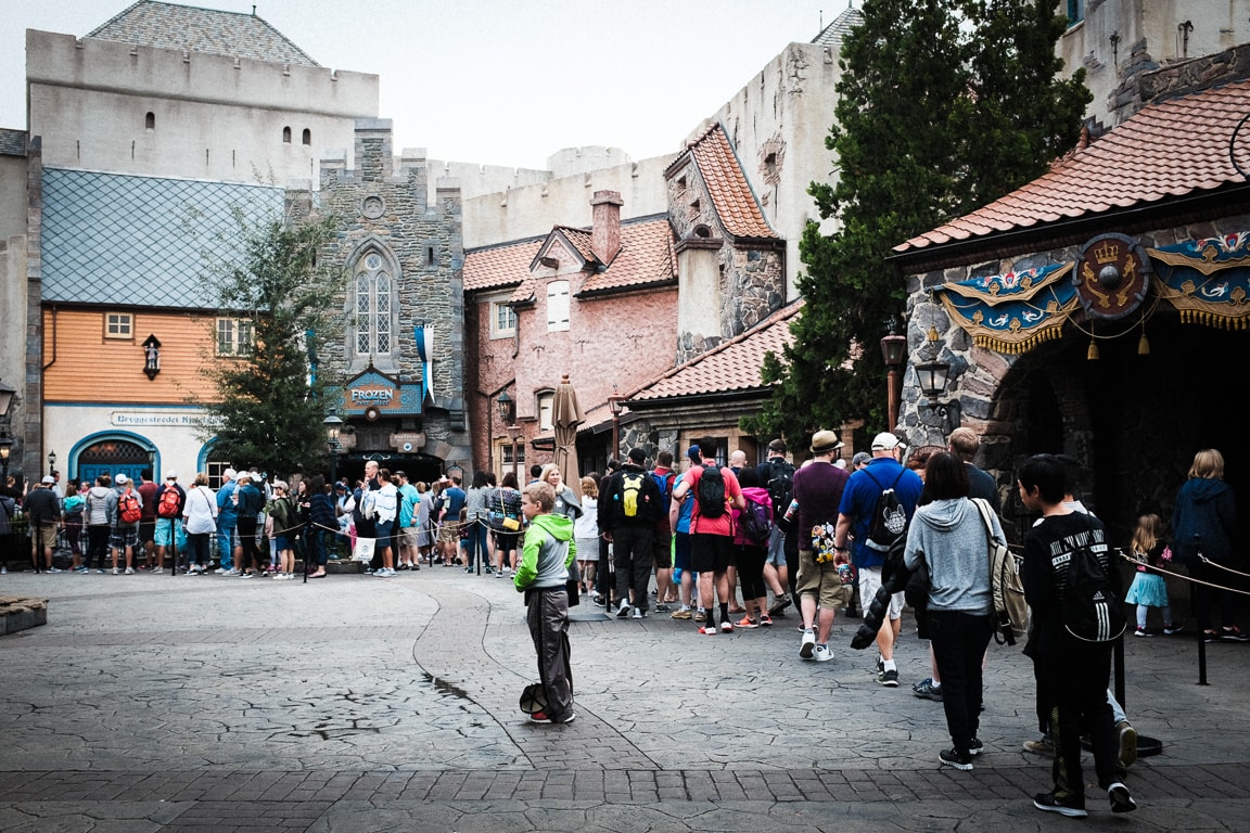 "Outside Frozen Ever After" Orlando, 2017